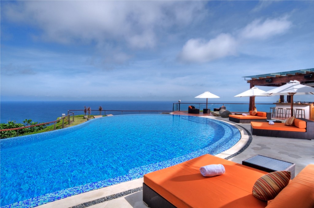 the-pool2-l2
