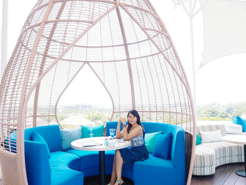 blu-2-bird-cage-via-corneliaadari