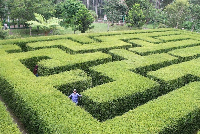 taman-labarin-via-oddyhartono_