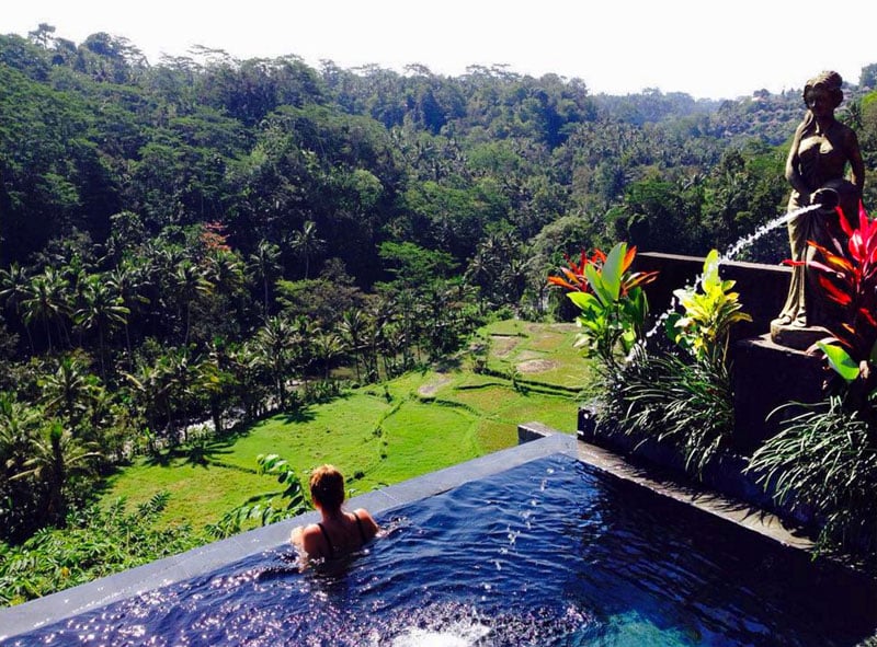 5-pool-via-insta_nessa