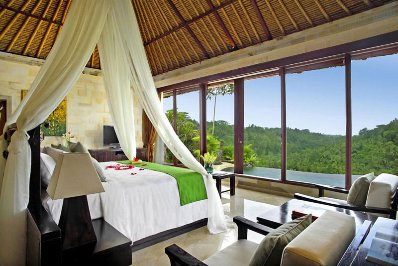 9-2-Royal-Pitamaha-Royal-pool-villa-view
