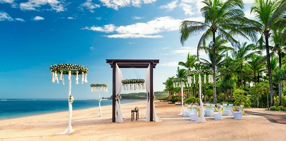 St-regis beach wedding