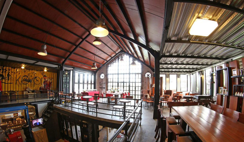 10-GHKoffie-Interior-by-Yurike-T-Image1