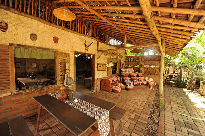 6-IndieRiver-Interior