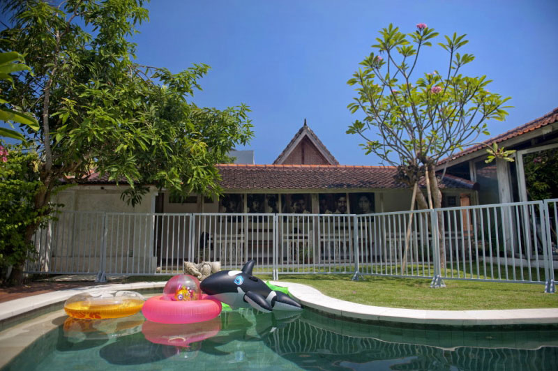 1-c-general-1-pool-fence