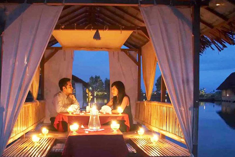 4-kampung-sampiruen-honeymoon