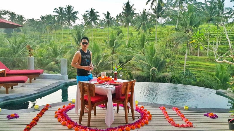 8-4-romantic-dinner-Puri-Sebali-by-jpcoballes