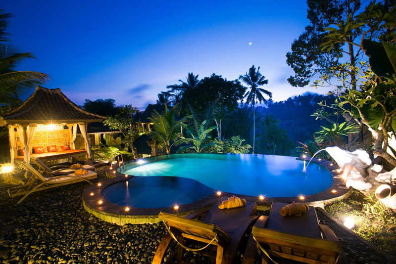 2-5-3bedroom-pool-2
