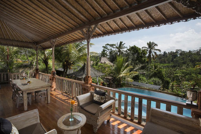 2-6-3bedroom-balcony