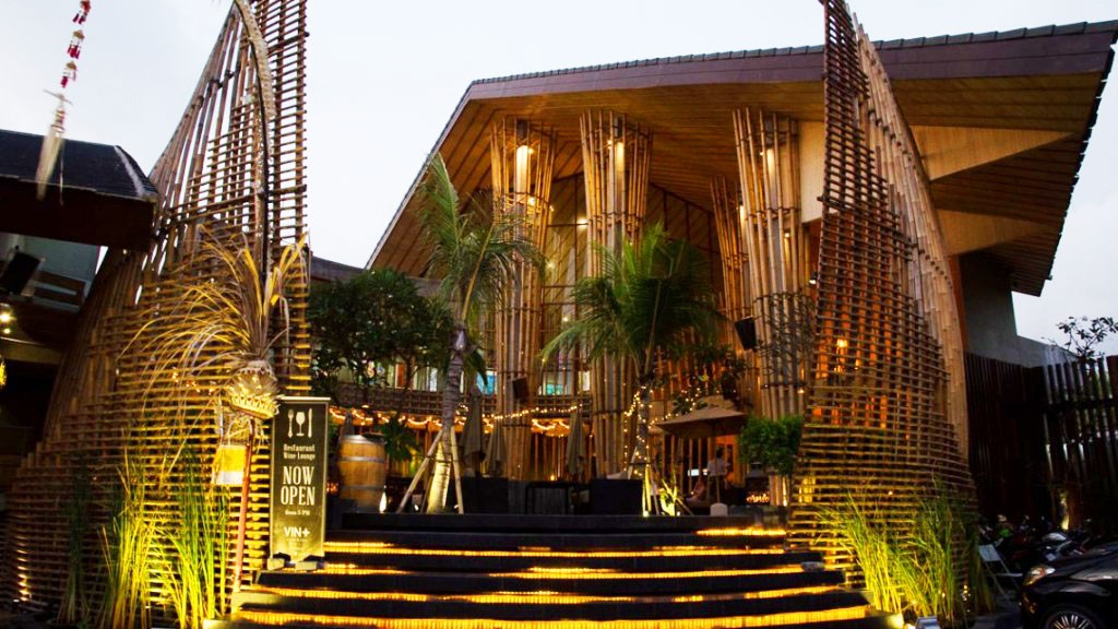 vin-exterior-cr-asia-bars.com2_-1024x576