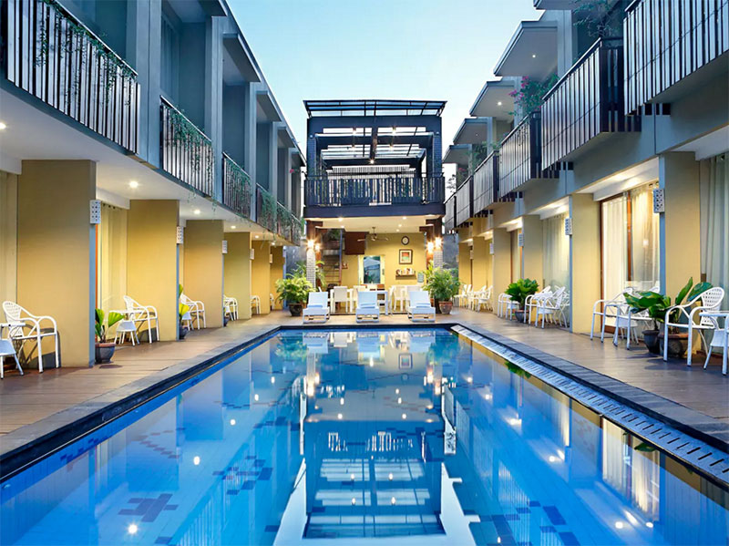 10-pool