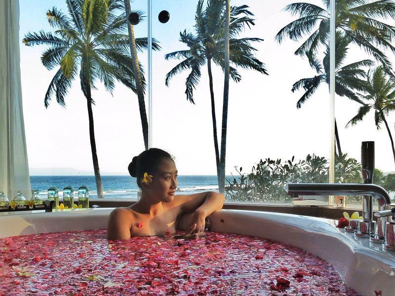 8-2-indoor-spa-tub-2