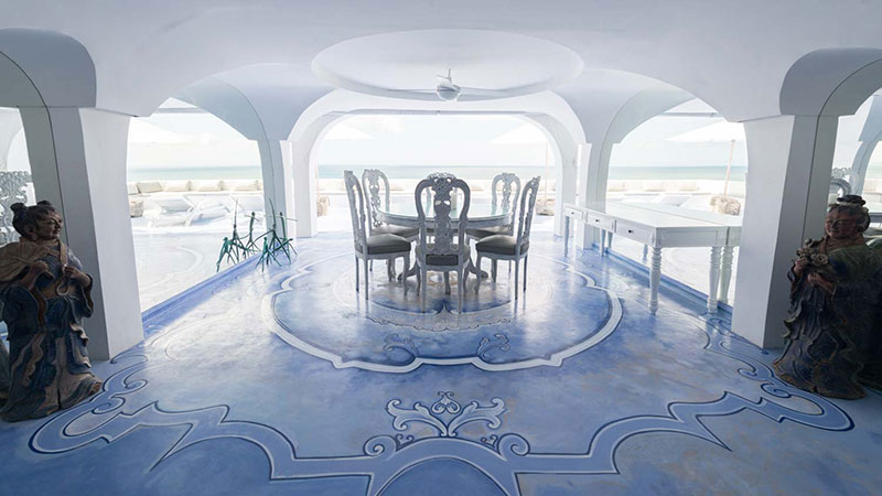 4-3-3-santorini-living-room