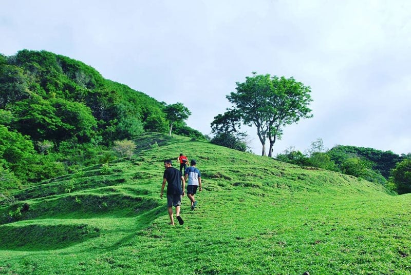 2-1-Bukit-Putung-by-santaisious