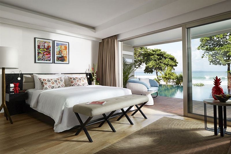 7-2-double-Premium-suite-pool-access-ocean-view2