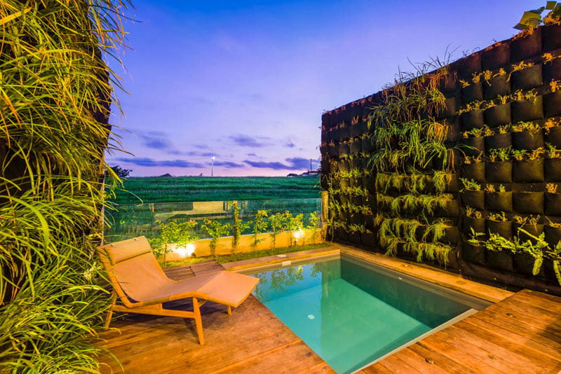 1-1-jacuzzi-with-view