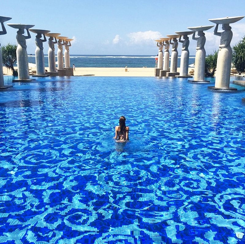 1-mulia-pool-via-chiaraferragni