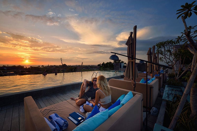 4-6-roof-top-pool