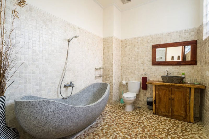 6-3-soak-tub
