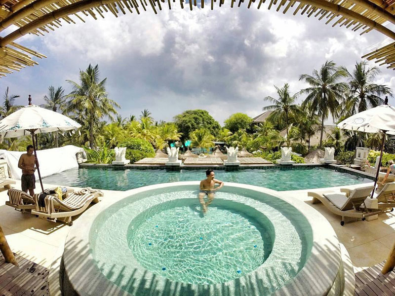 8-5-pool-via-azulbali