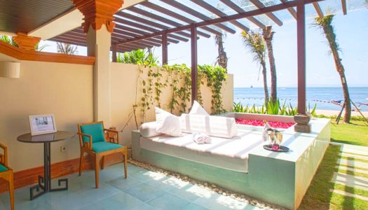 14 Romantic oceanfront resorts in Bali with beach access for couples