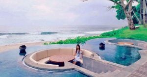 10 Affordable luxury beachfront Lombok Villas with ocean view rooms