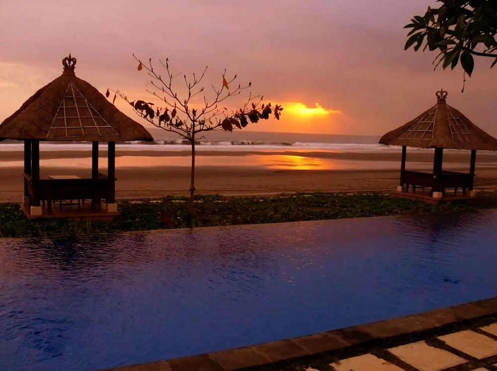 2-soka-beach