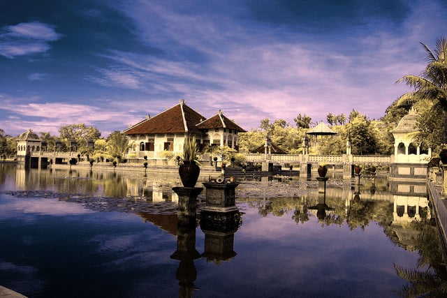 water-palace-www.balifotografer.net