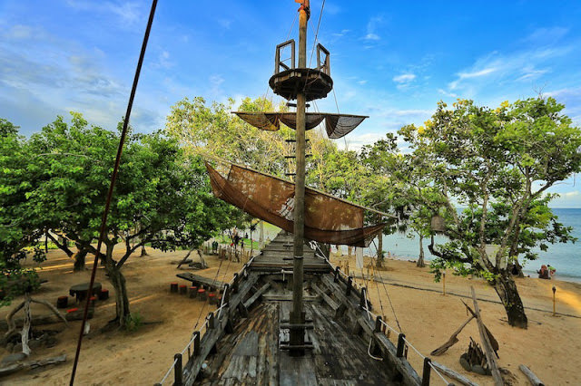 pirates-11 marischkaprudence.blogspot.sg