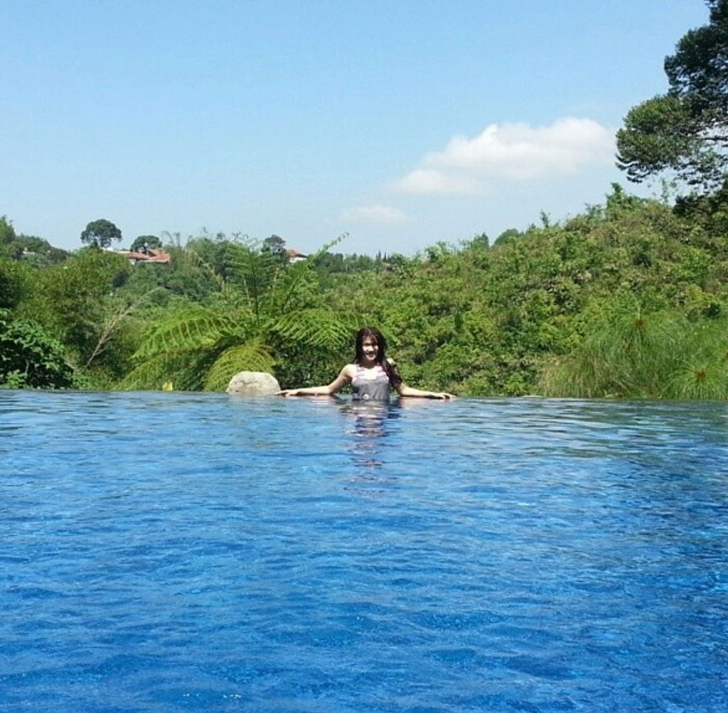 10-SangRiaResort-pool-via-angelmitsy