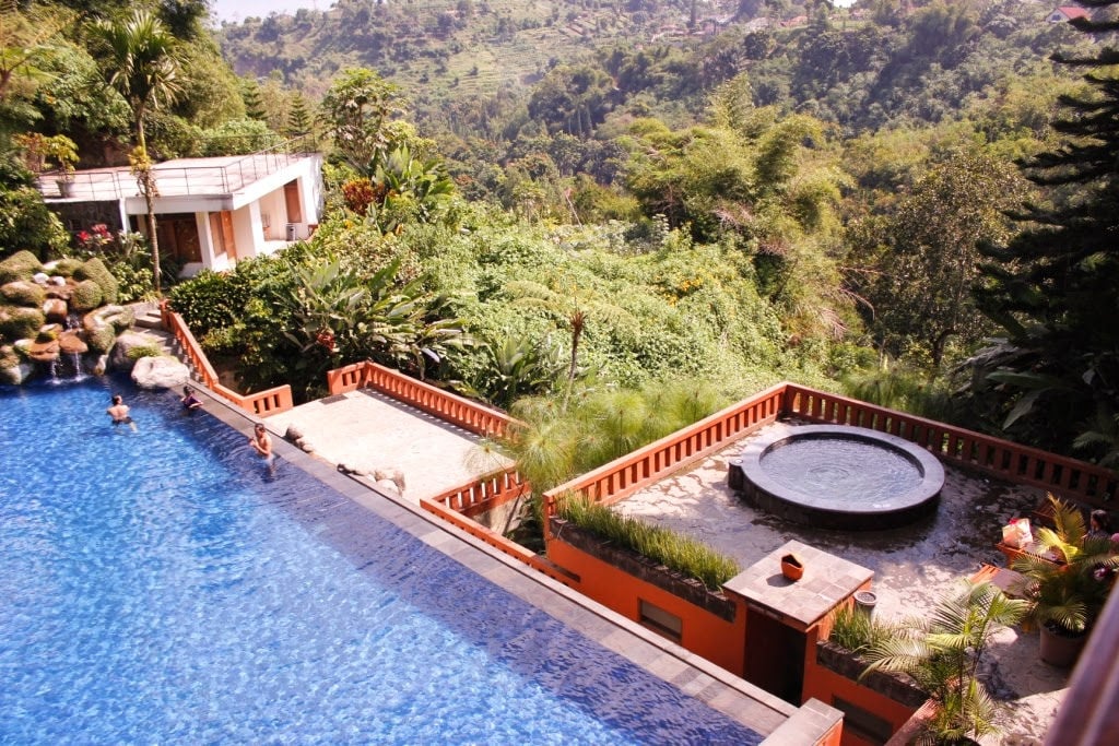 10 SangRiaResort-via resnadia