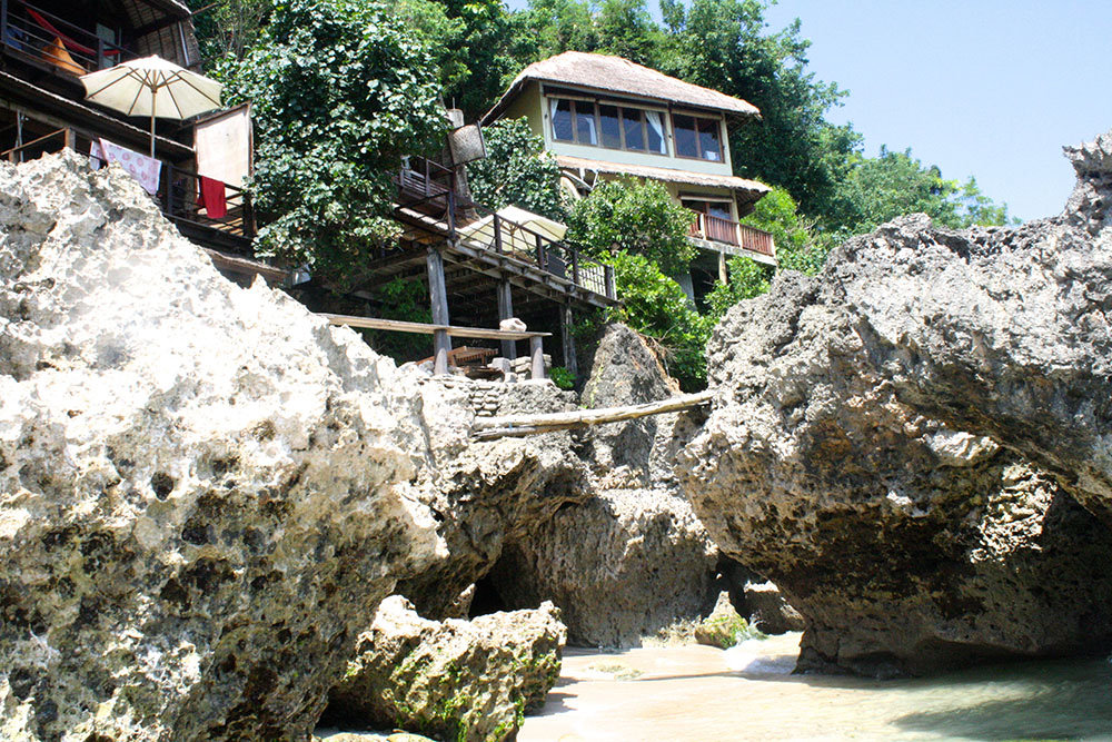 1-exterior-lesabotbali-thelostguides-3