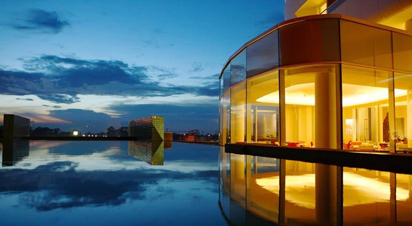 2 SensaHotel-Room-Official