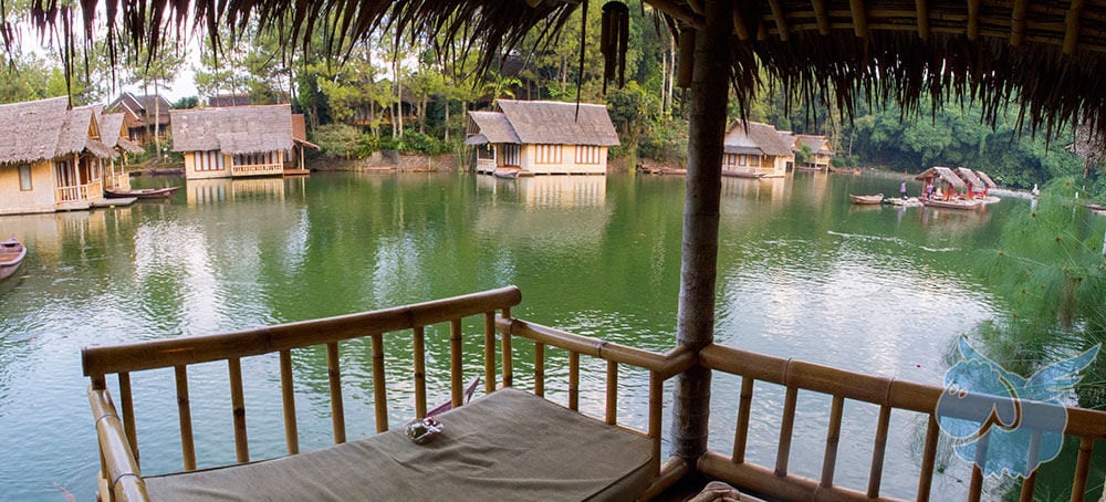 kampung sampiruen balcony