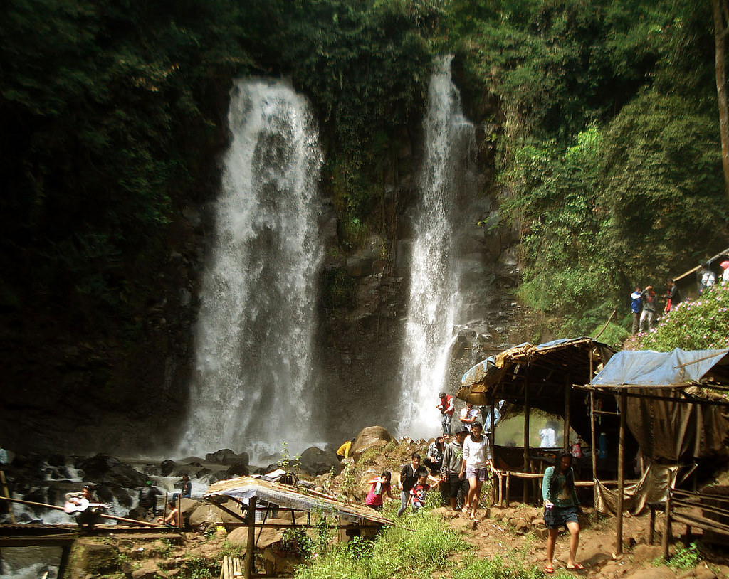 10-Curug-Cinulang-cepamagz