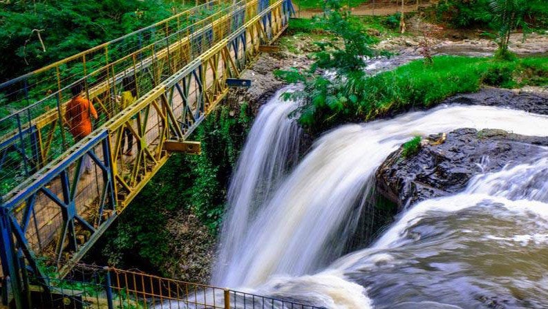 4-Tempat-Wisata-Air-Terjun-Maribaya-Lembang