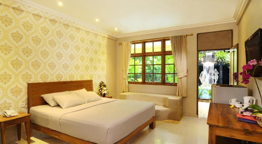 green garden room