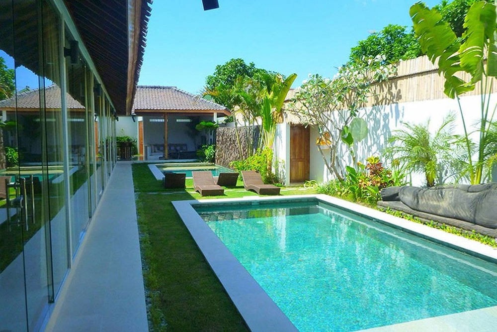 11-seminyak1-viaAirbnb-inpainted
