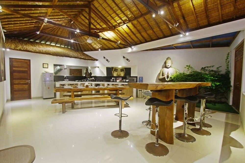 11-seminyak3-viaAirbnb-inpainted