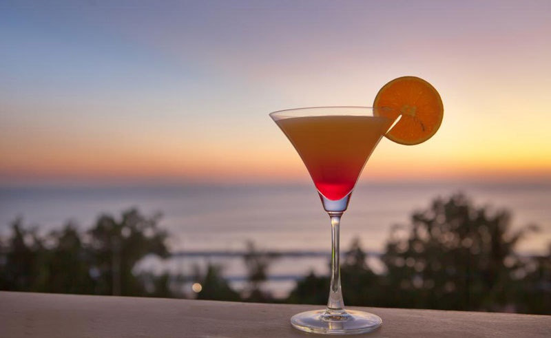 8-Sandbar-by-Maharani-Beach-Hotel-2
