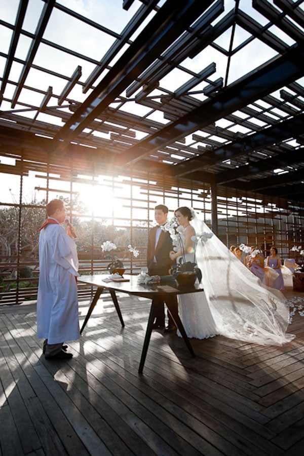 alilavillas-uluwatu weddingguideasia.com