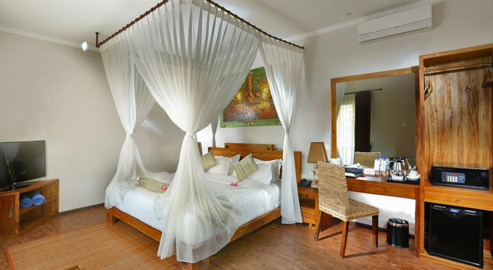 8-room-garden-view