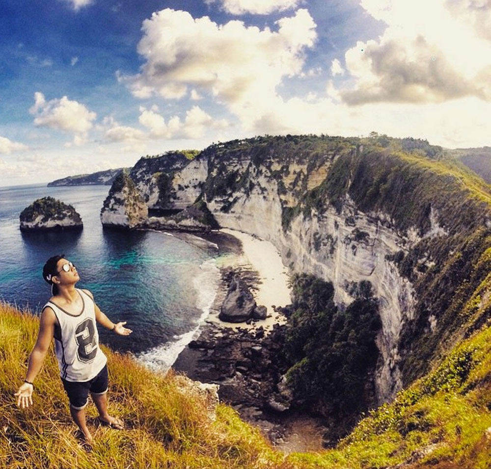 3-atuh-beach-via-winayasura