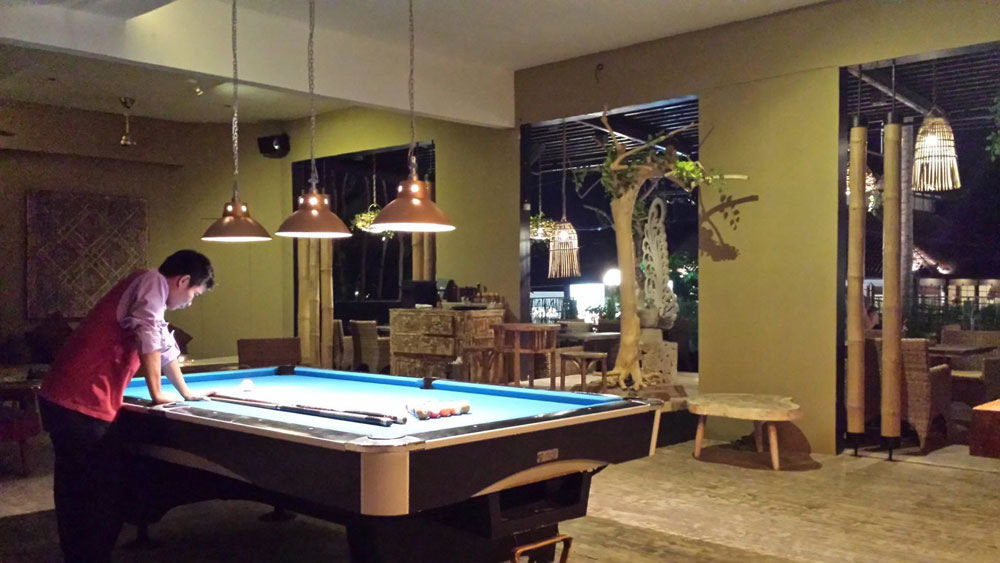 10-pool-table