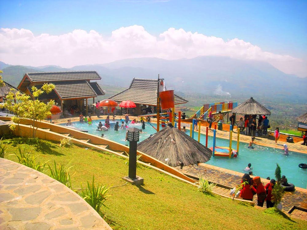 9-puncakdarajat_garut_2