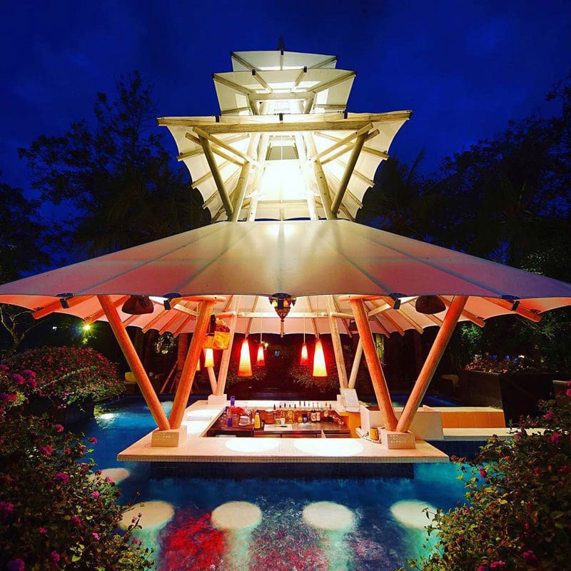 7-jacuzzi-bar-via-rusdisanad