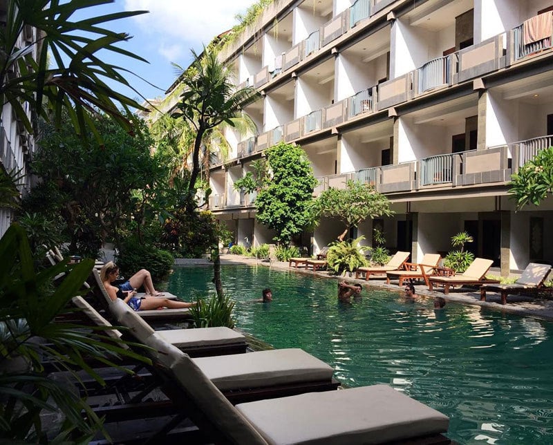 8-pool-via-sugarstudio