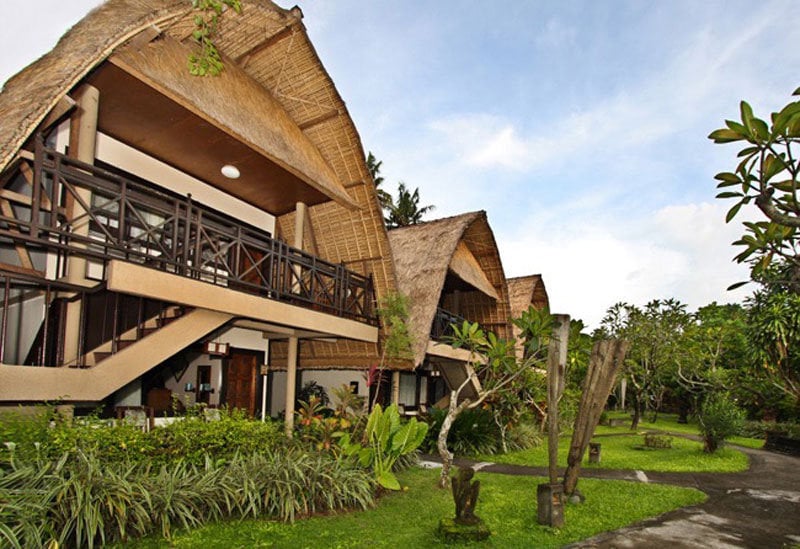 9.peneeda-exterior-by-gpeneedaview.com