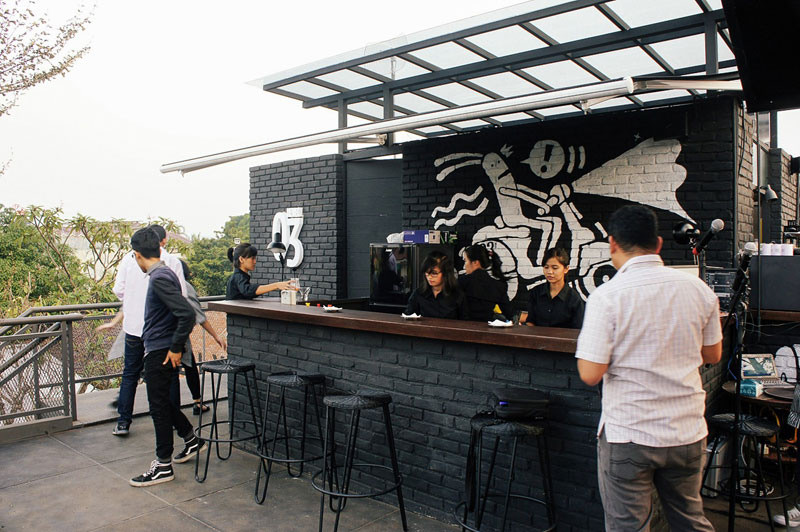 5-bar-via-neighbourlist