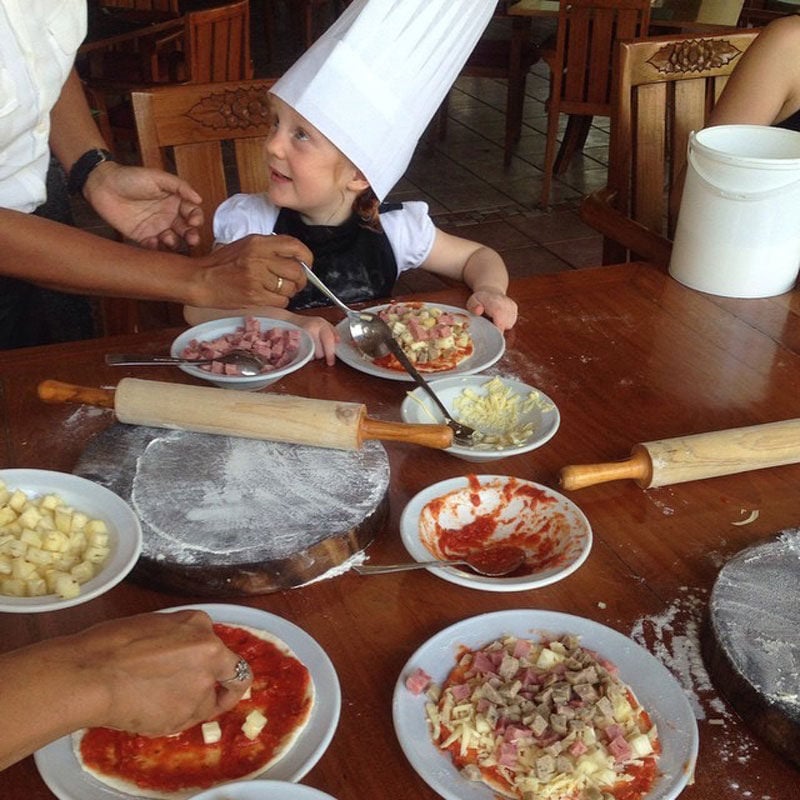 7-KidsCookingClass-via-balimandira